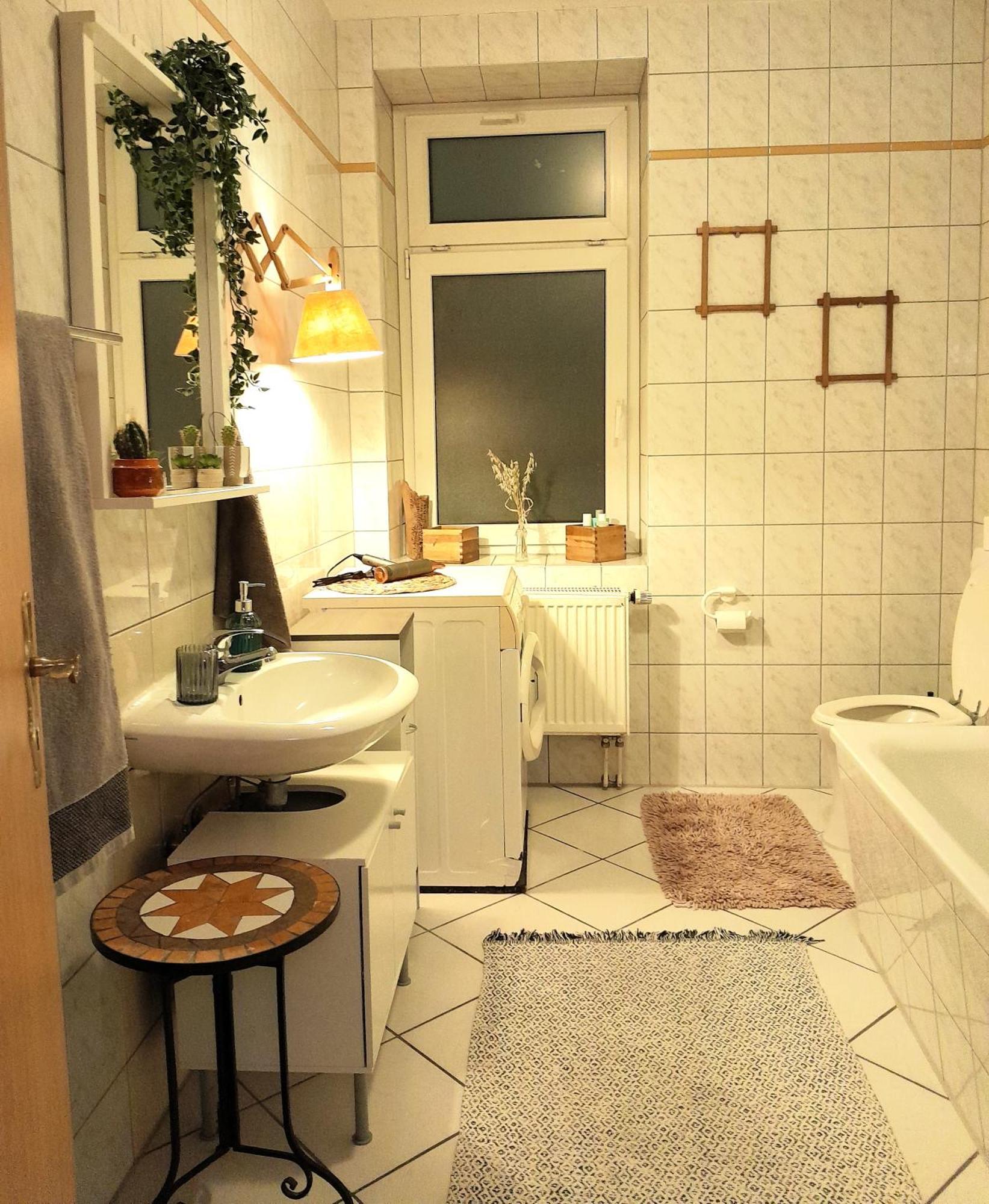 Spacious In Old-west - Leutsch